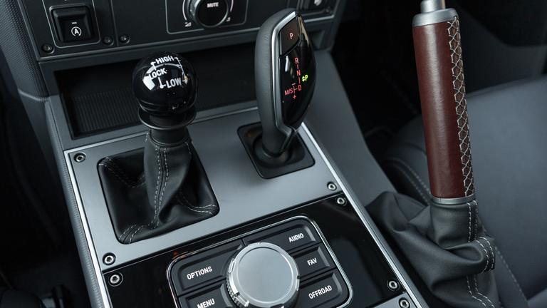 Gearbox & Transfer Case.JPG